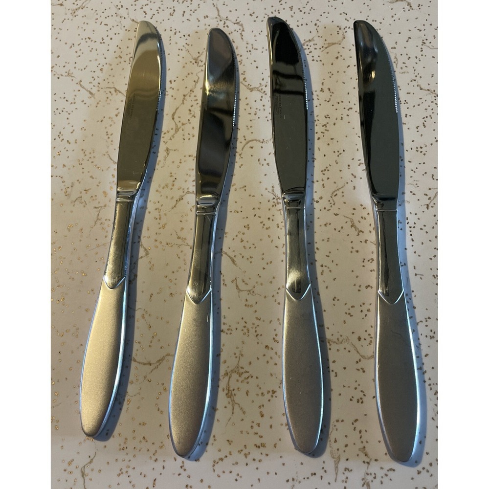 Cambridge Crescent Stainless 4 Dinner Knifes Frosted Satin‎ Flatware NEW
